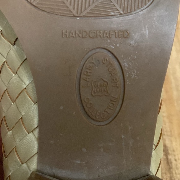 Larry Stuart gold metallic basket weave pattern slip on loafers size 9M - Picture 11 of 11